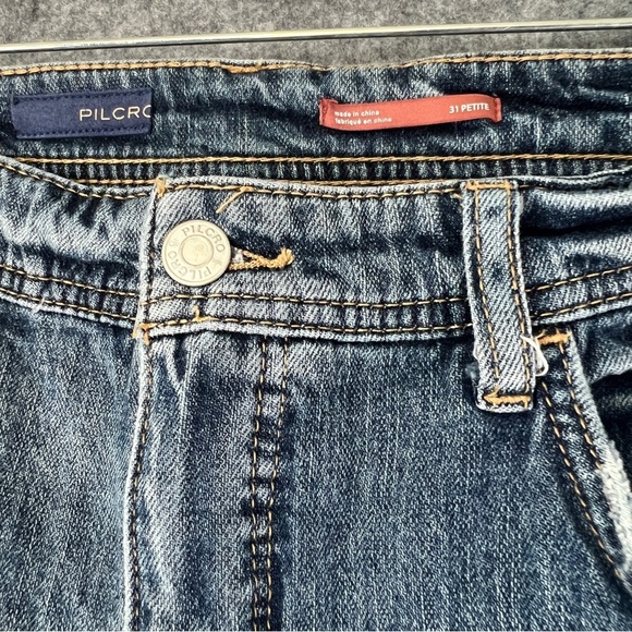 PILCRO Slim Boyfriend Crop Jeans Leopard Side Stripe Distressed Size 31P - Picture 5 of 14